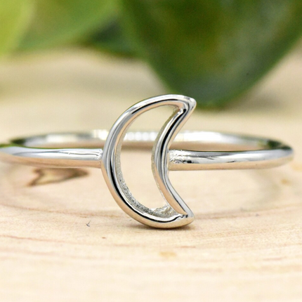 Open Moon Ring – Sterling Silver Crescent Moon Band (Size 7)
