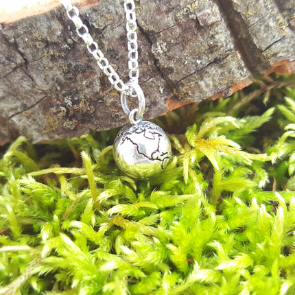 Sterling Silver Globe Necklace – Dainty Earth Charm Necklace – Travel Inspired Jewelry