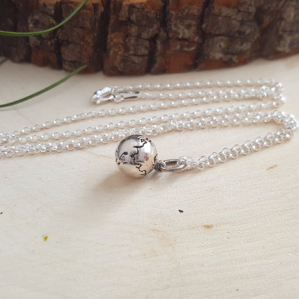 Sterling Silver Globe Necklace – Dainty Earth Charm Necklace – Travel Inspired Jewelry