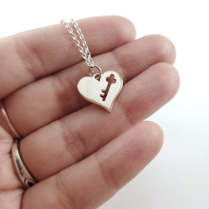 Sterling Silver Mother-Daughter Necklace Set – Heart with Key Cutout & Matching Key on 18" + 16" Chains