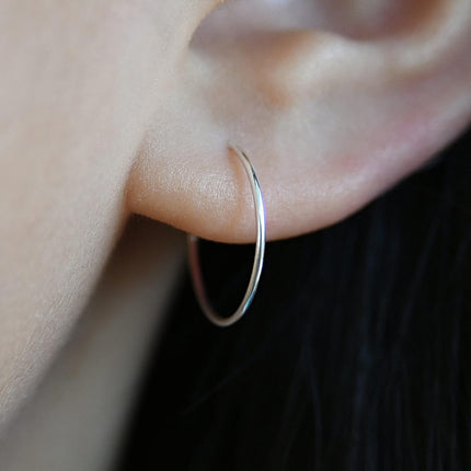 Sterling Silver Huggie Hoop Earrings – Thin Lightweight 15mm Hoops for Women