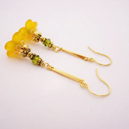 Orange Flower Beaded Glass Earrings - Gold Earrings - Flower Earrings - Dangle Earrings