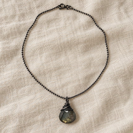 Black Stripe Labradorite Necklace