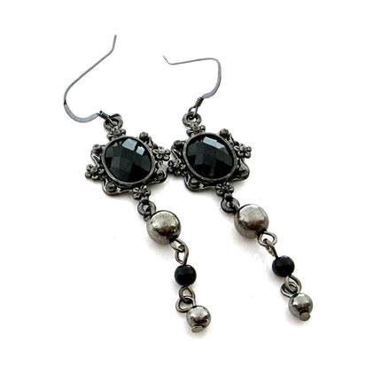 Bridgerton Inspired Black Statement Earrings – Vintage Style Glass Pearl & Black Glass Drop Earrings – Oxidized Sterling Silver Earwires