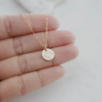 Dainty State Necklace – Personalized Gold or Silver State Pendant Jewelry