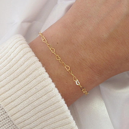 Dainty Sterling Silver Heart Chain Bracelet – Minimalist Jewelry