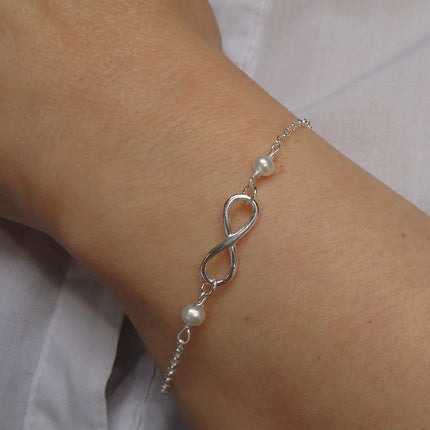 Infinity Pearl Bracelet – Sterling Silver & Freshwater Pearls