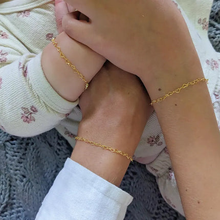 Mommy & Me Heart Bracelet Set – 14k Gold Filled
