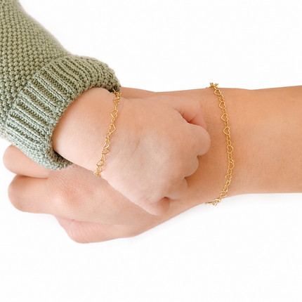 Dainty Sterling Silver Heart Chain Bracelet – Minimalist Jewelry