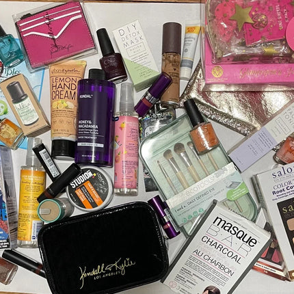 Mystery Beauty Box – 25 New & Sealed Brand-Name Cosmetics (Random Assortment)
