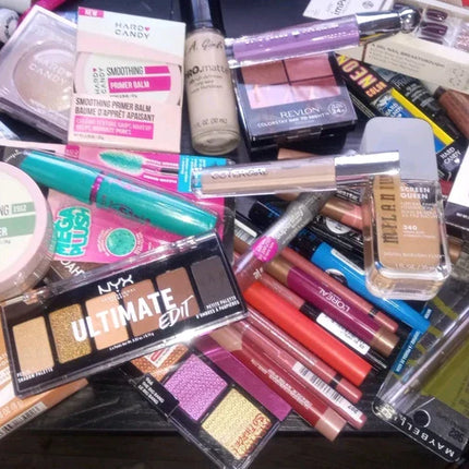 Mystery Beauty Box – 25 New & Sealed Brand-Name Cosmetics (Random Assortment)